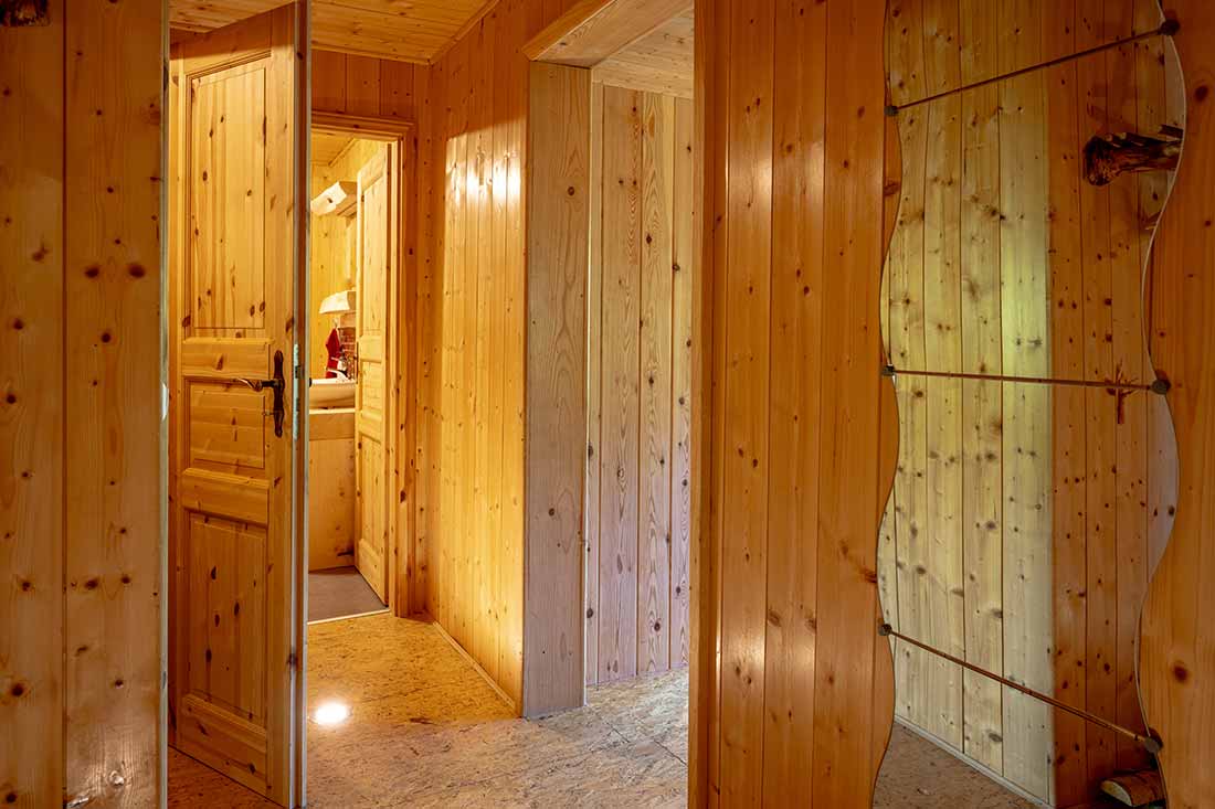 Unsere nachhaltig ausgestattete Ferienwohnung Arnika auf dem Farnbauernhof für umweltbewusste Ferien auf dem Bauernhof im Schwarzwald