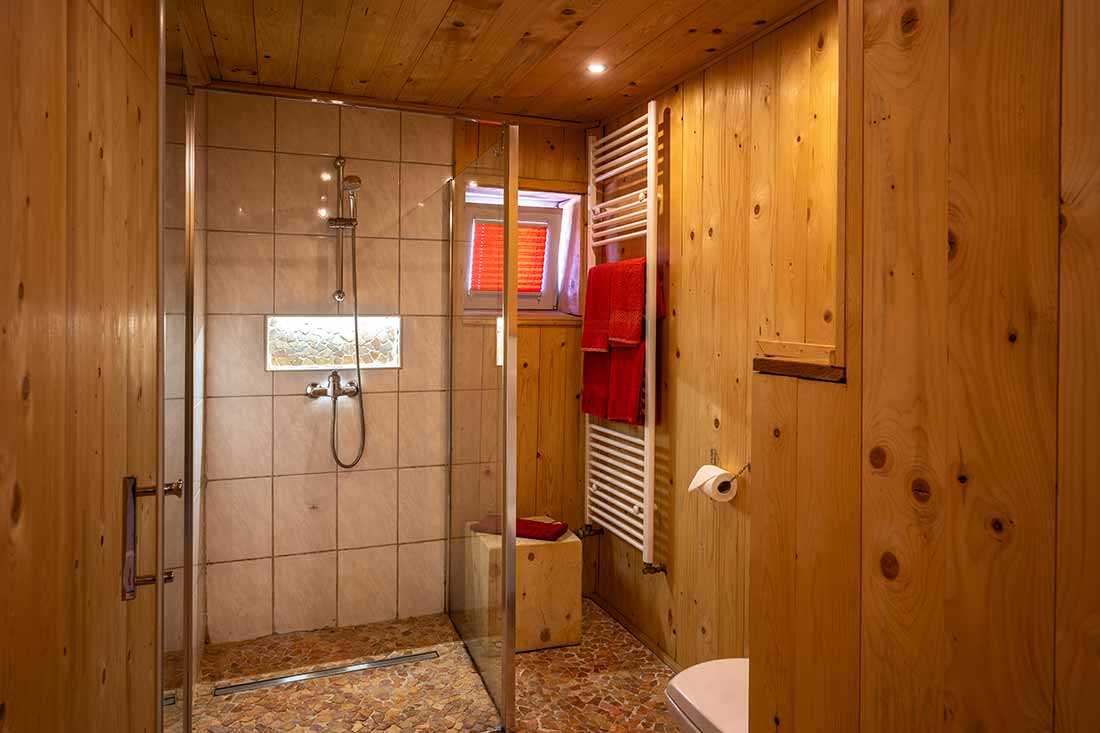 Ferienwohnung Löwenzahn auf unserem nachhaltig geführten Ferienbauernhof für tolle Familienferien mit Tieren im Schwarzwald