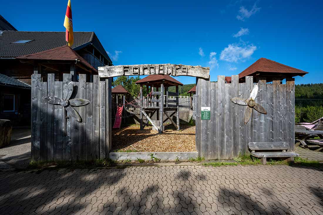 Riesen Spielburg - Familienferien und Kinderparadies auf dem Farnbauernhof in Schönwald im Schwarzwald